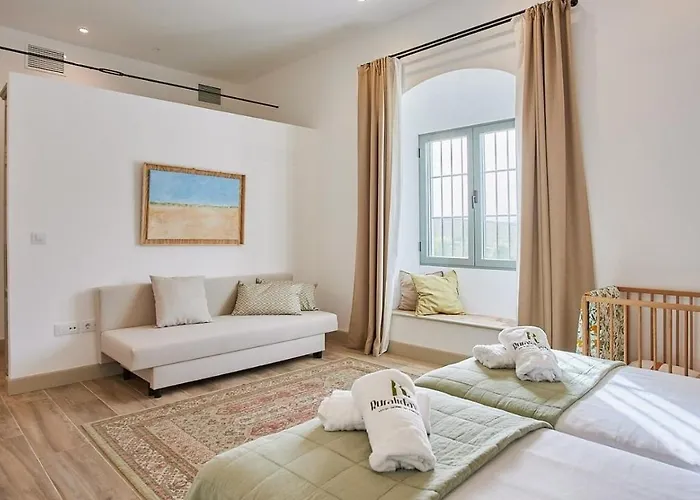 Holiday home Vina Romanito By Ruralidays